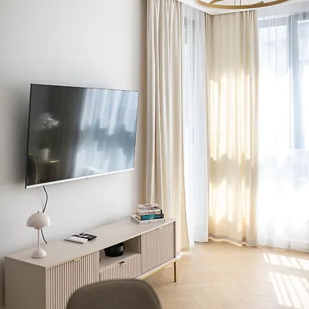 Διαμέρισμα Rentplanet - Grzybowska Βαρσοβία