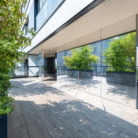 Rentplanet - Grzybowska Apartment Warsaw